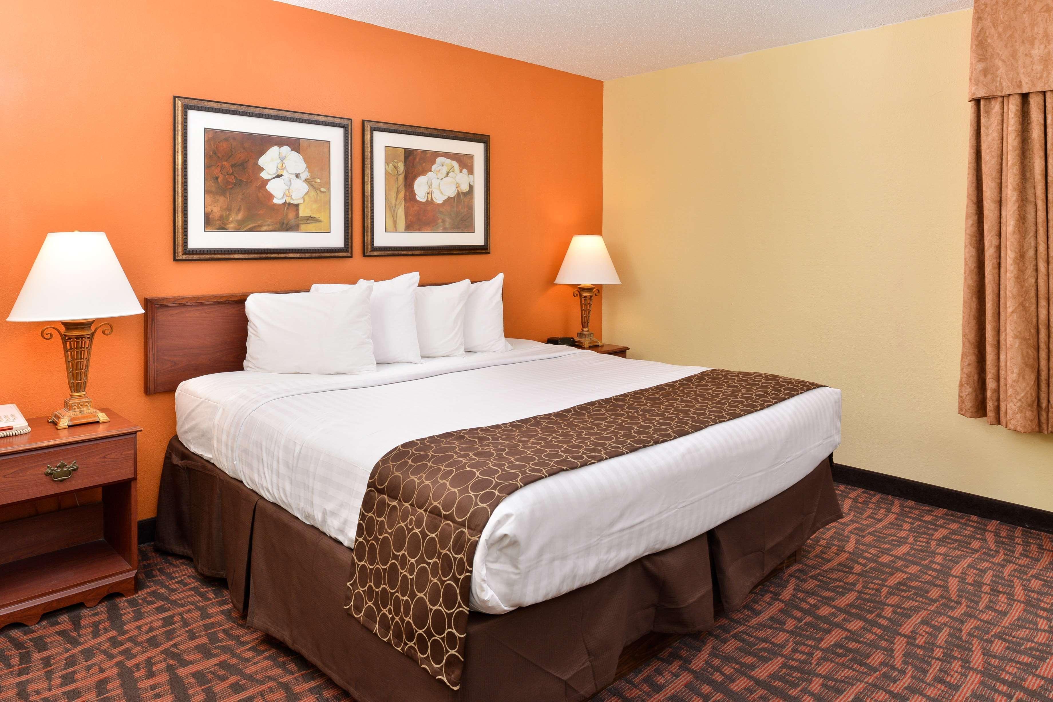Best Western Louisville East Inn & Suites Kültér fotó