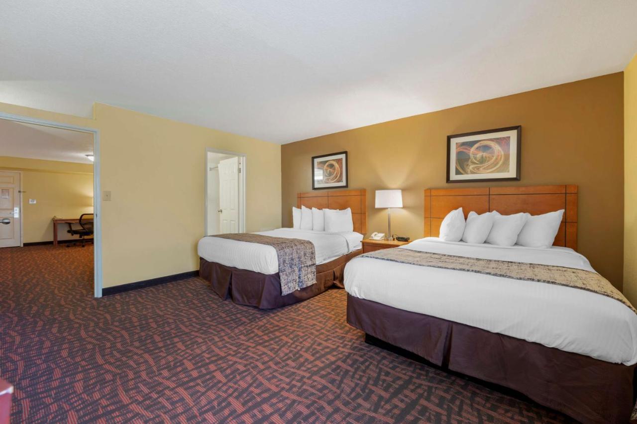 Best Western Louisville East Inn & Suites Kültér fotó
