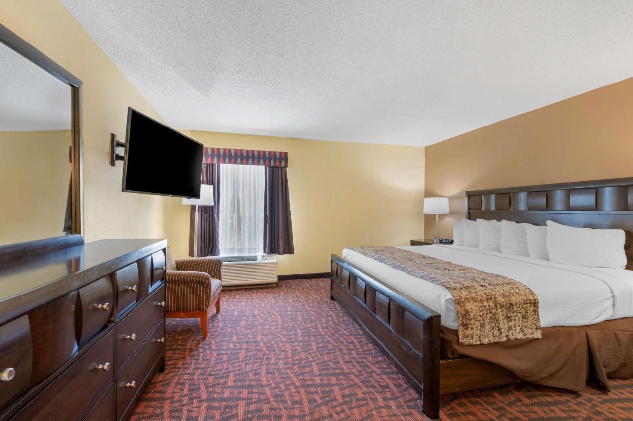 Best Western Louisville East Inn & Suites Kültér fotó