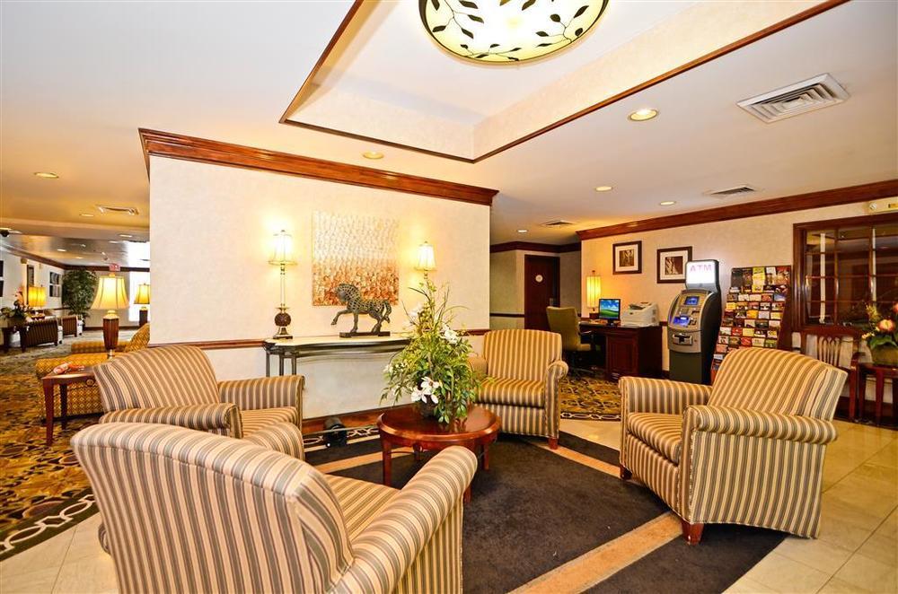 Best Western Louisville East Inn & Suites Beltér fotó