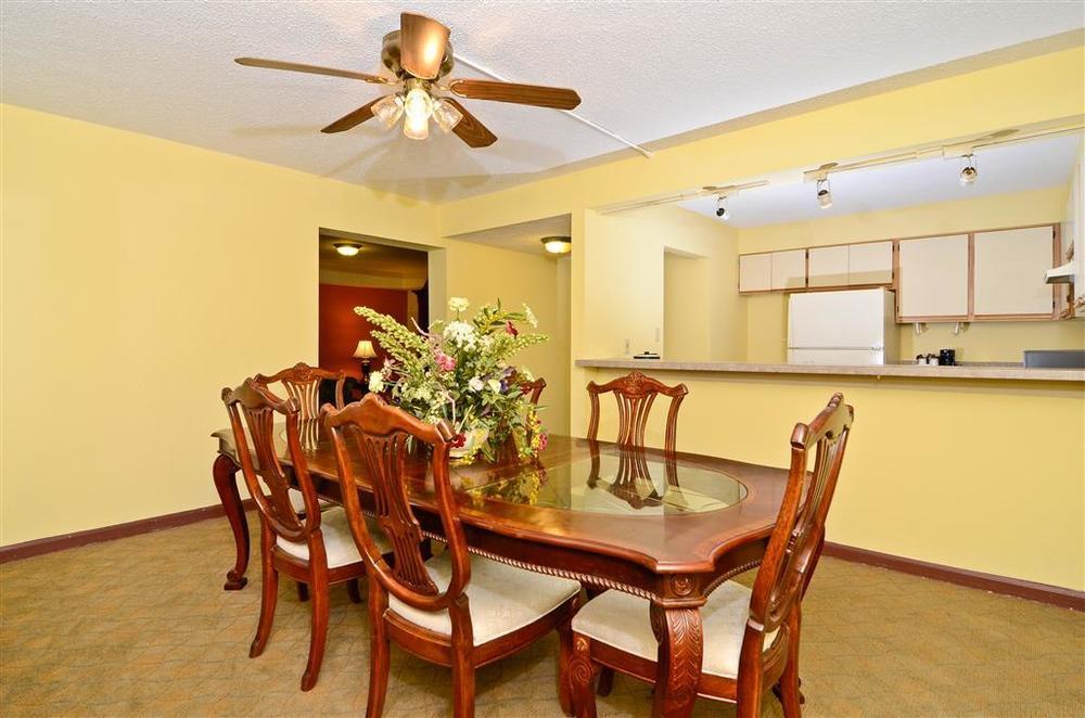 Best Western Louisville East Inn & Suites Szoba fotó